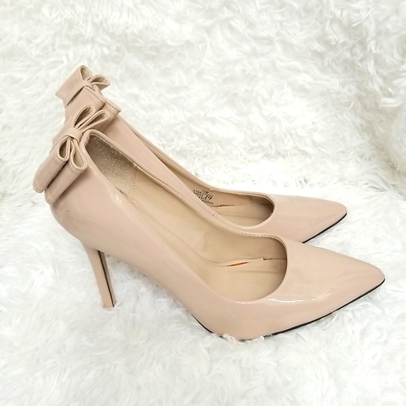 Pierre Dumas Beige Heels with Bow size 11 - Picture 6 of 10